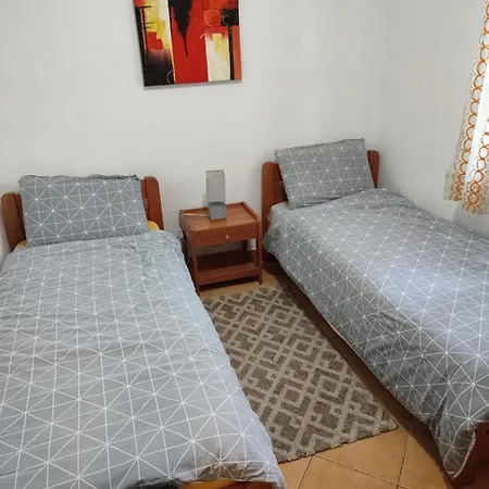 Guest house Guesthouse Suzy 3*