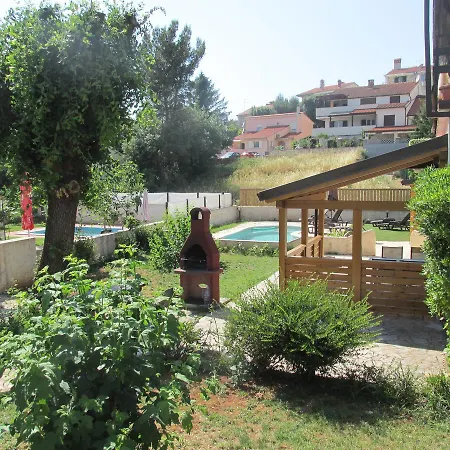 Ξενοδοχείο Suzy