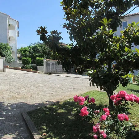 Suzy Ξενοδοχείο 3*