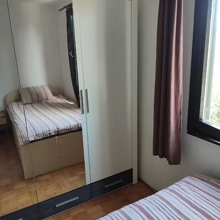 Guesthouse Suzy Hotel 3*