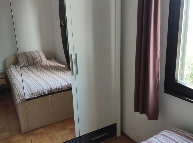 Guesthouse Suzy Hotel 3*