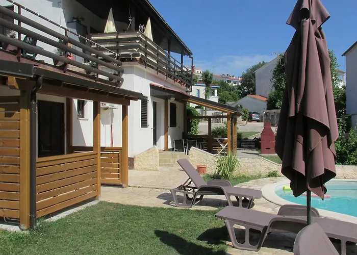 Guesthouse Suzy 3* Pula