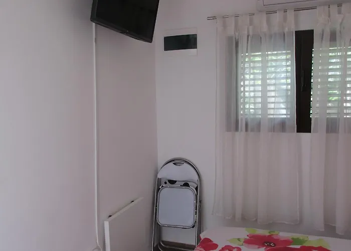 Hotel Guesthouse Suzy Pula