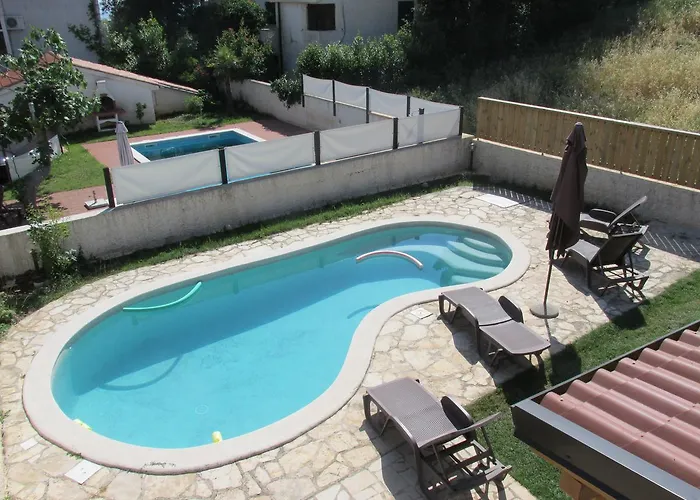 Guesthouse Suzy Hotel 3*